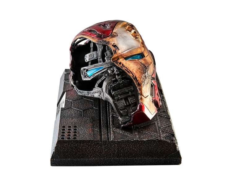 Marvel - Avengers: Endgame Master Craft Iron Man Mark50 Helmet Battle Damaged Statue