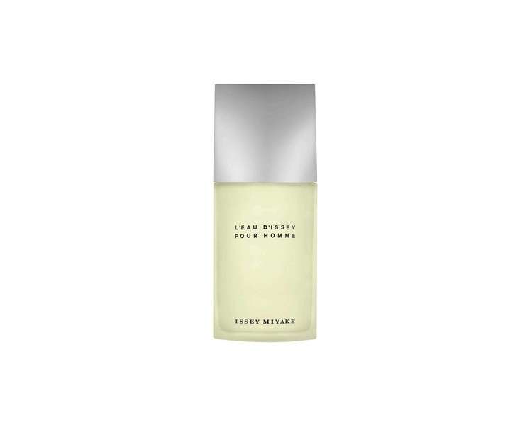 Issey Miyake L'Eau d'Issey Pour Homme Eau de Toilette Spray 200ml