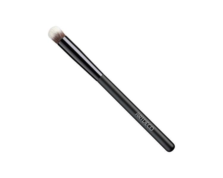 ARTDECO Premium Quality Concealer and Camouflage Brush for Contouring and Covering