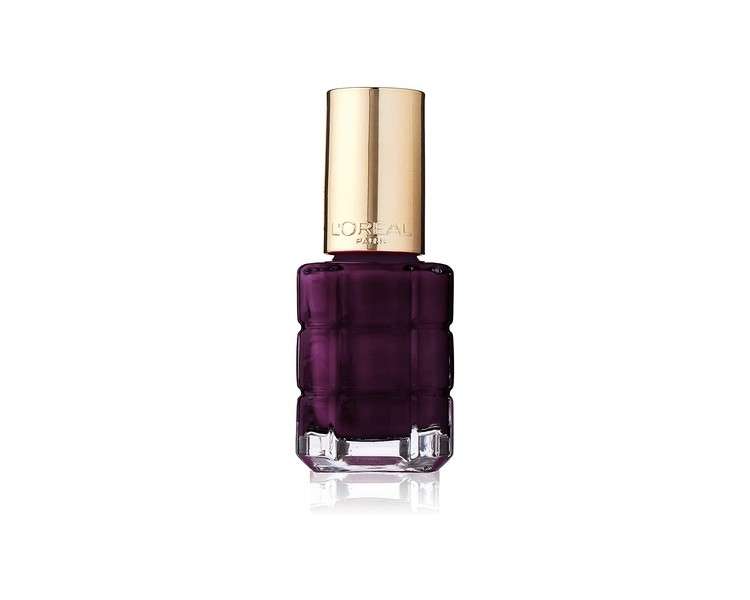 L'Oréal Paris Color Riche Le Vernis Nail Polish with Oil in Dark Grey 14ml -556 Grenat Irreverent