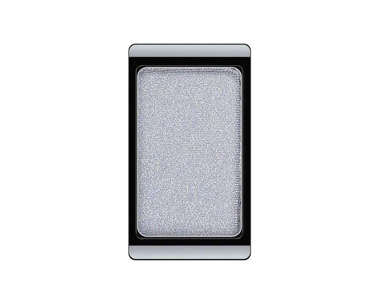 ARTDECO Magnetic Eyeshadow Pearl Color No. 74 Pearly Grey Blue