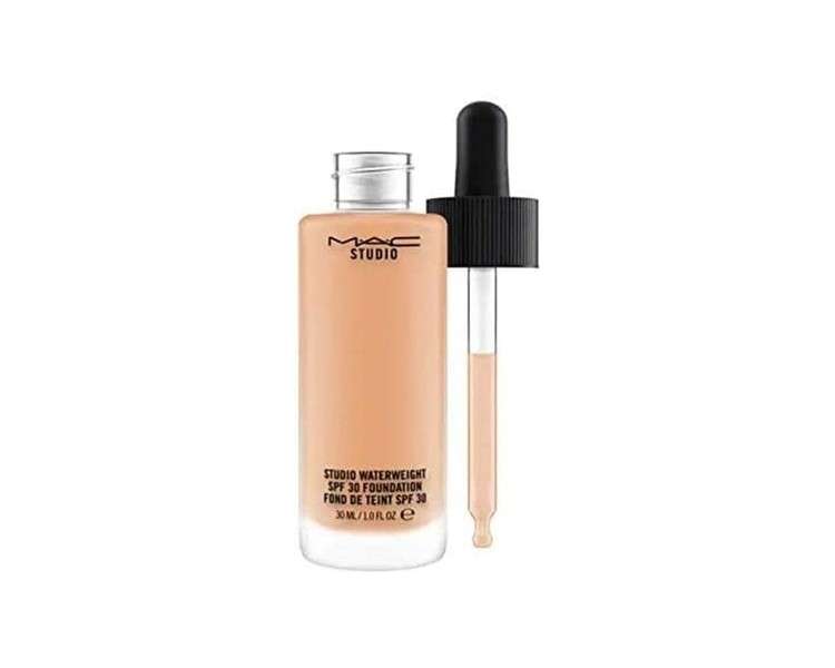 Mac Studio Waterweight Foundation NC40 30ml