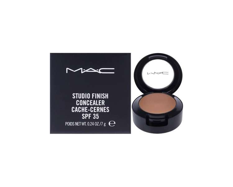 MAC Studio Finish SPF 35 Concealer NC40