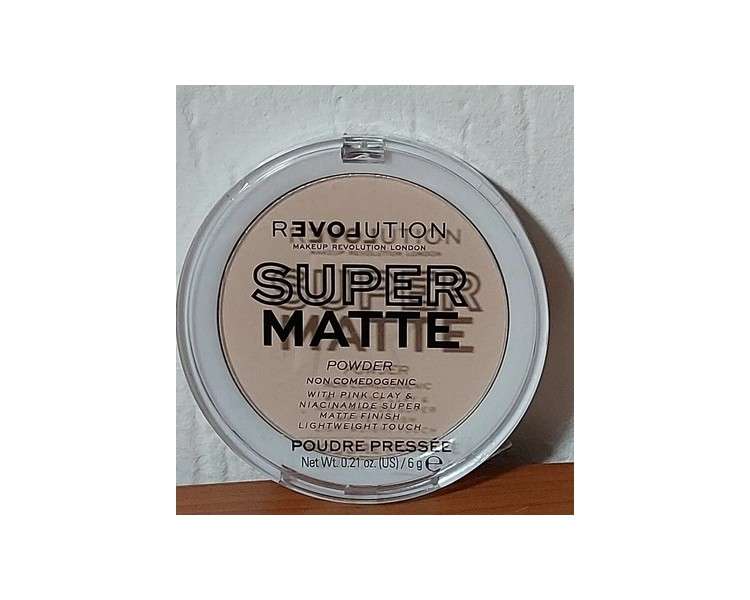 Revolution Super Matte Translucent Powder 6g