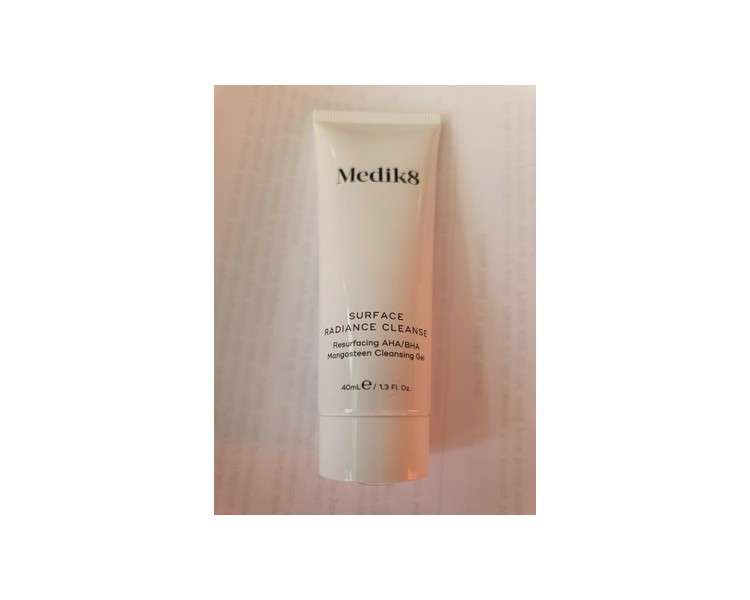 Medik8 Surface Radiance Cleanse 40ml