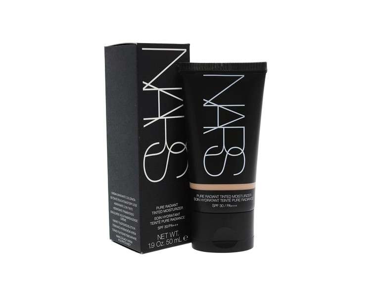 Nars Pure Radiant Tinted Moisturizer SPF30