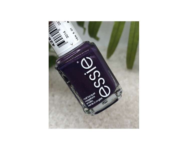 Essie Nail Lacquer Nail Polish 428 KIMONO-OVER 13.5ml - Brand New ♥️