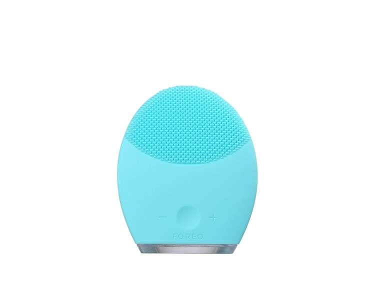 Foreo Luna 3 Facial Cleansing Brush and Firming Massager for Oily Skin with App Connectivity