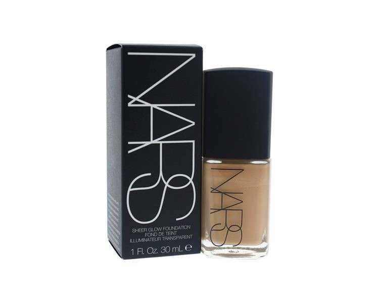 Sheer Glow Foundation Barcelona Medium 4 with Golden Peachy Undertone 30ml