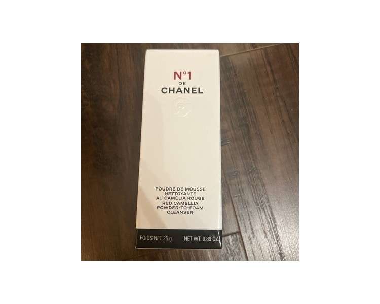 Chanel N°1 De Chanel Red Camellia Powder-To-Foam Cleanser 0.89oz