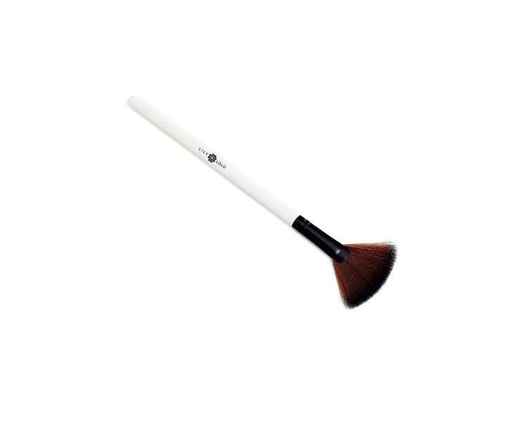 Lily Lolo Small Fan Brush