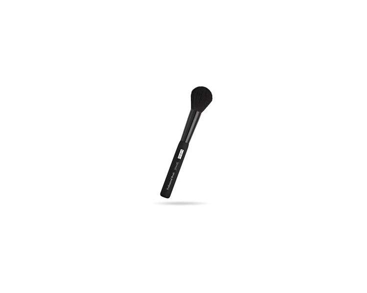 PUPA Milano Round Blusher Brush - Expertly Applies and Blends Blush - Ideal for Sculpting and Adding Color to the Face