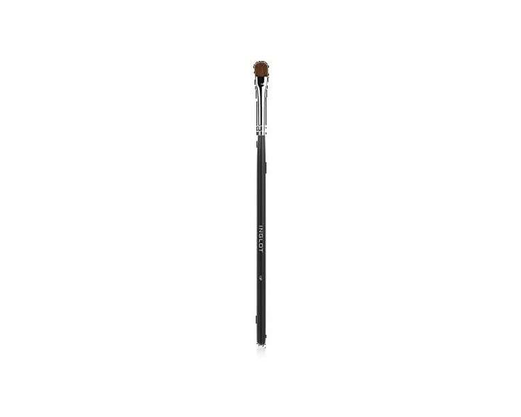 Inglot Makeup Brush Ideal for Eyeshadow with Precise Bristles for Applying All Over the Eyelid 13P