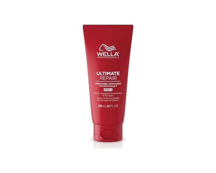 Wella Professionals Ultimate Repair Deep Conditioner