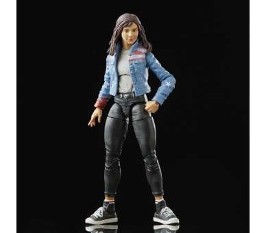 Figura hasbro america chavez 15 cm