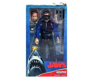 Figura neca tiburon jaws scale clothed