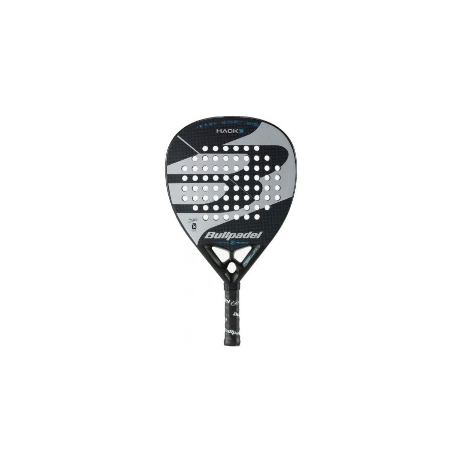 h2PALA BULLPADEL HACK JR 23 h2divpLa nueva Pala Hack JR 23 esta adaptada a jugadores junior Cuenta con una superficie similar a