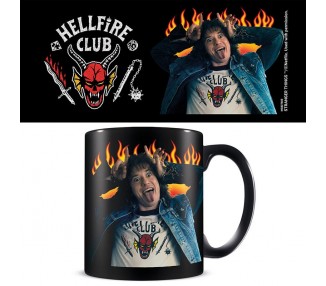 Taza pyramid stranger things eddie helfire