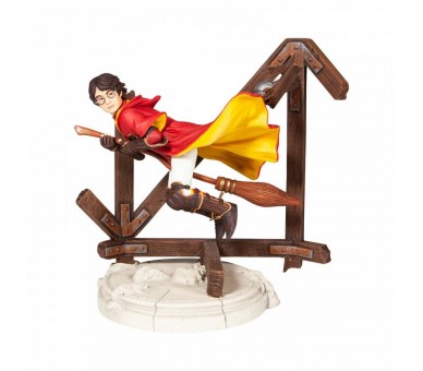 Figura enesco harry potter jugando al