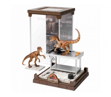 Figura The Noble Collection Jurassic Park Velociraptor Bendy