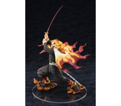 ST Demon Slayer : Kyojuro Rengoku 33cm