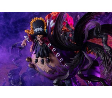 ST One Piece FigZero Extra Marshall D Teach Kurouzu 24cm